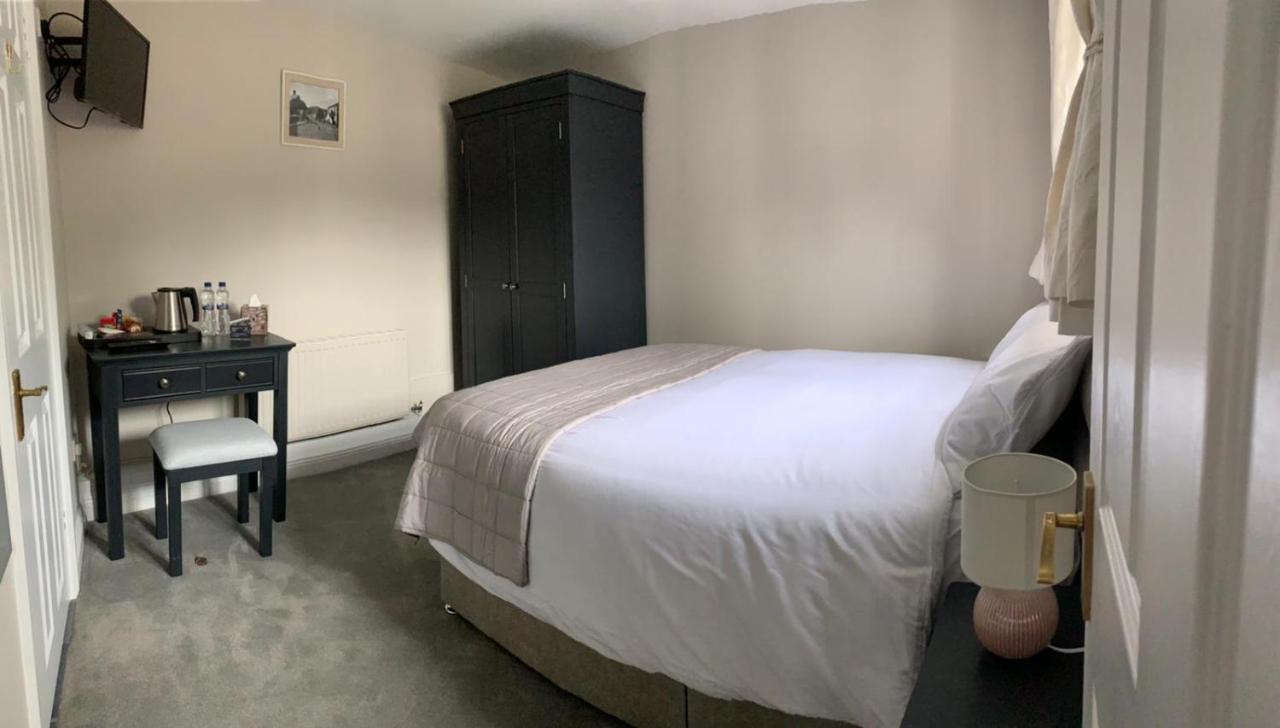 Madelines Accommodation Tinahely ภายนอก รูปภาพ