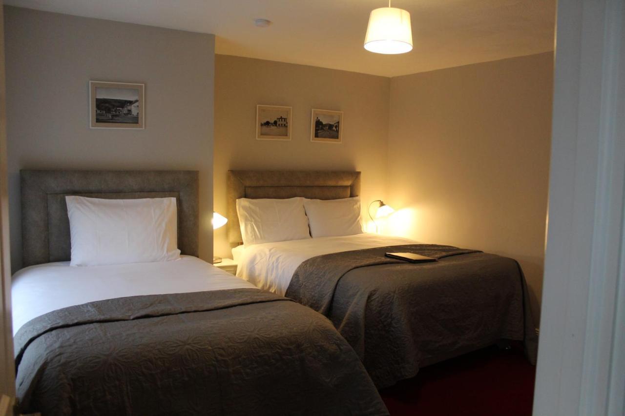 Madelines Accommodation Tinahely ภายนอก รูปภาพ