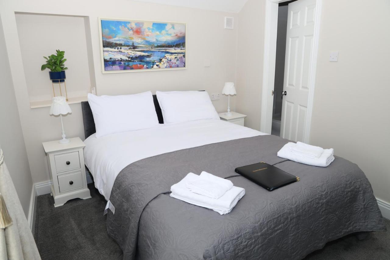 Madelines Accommodation Tinahely ภายนอก รูปภาพ